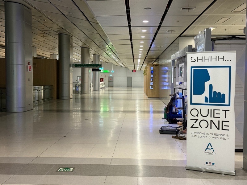 Hyatt Regency Bangkok Suvarnabhumi Airport(ハイアット リージェンシー バンコク スワンナプームエアポート)ー地下通路を通って空港へ移動