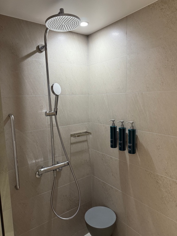 ダブルツリーbyヒルトン富山(DoubleTree by Hilton Toyama)ー客室内バスルーム