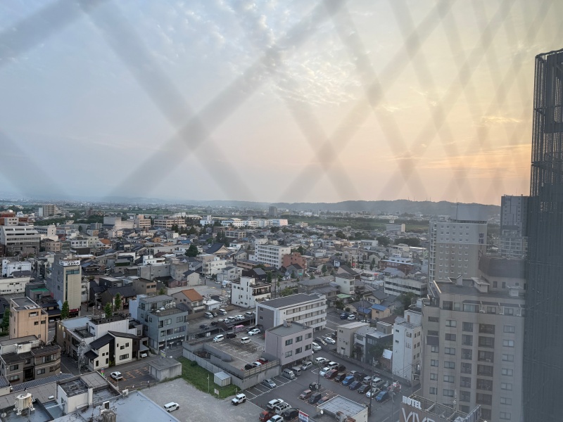 ダブルツリーbyヒルトン富山(DoubleTree by Hilton Toyama)ー客室内からの眺め