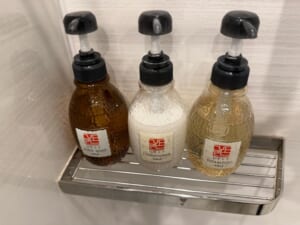 ホテル八重の翠東京(Hotel Yaenomidori)ー客室内バスルーム