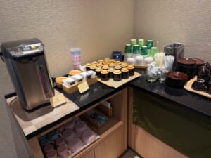 ホテル八重の翠東京(Hotel Yaenomidori)ー朝食(鯛茶漬け定食)