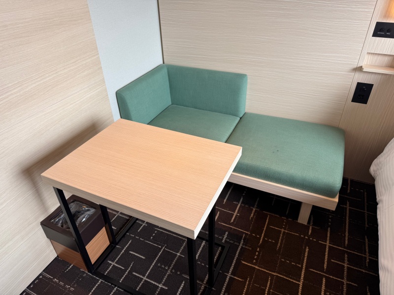 ホテル八重の翠東京(Hotel Yaenomidori)ー客室内の雰囲気