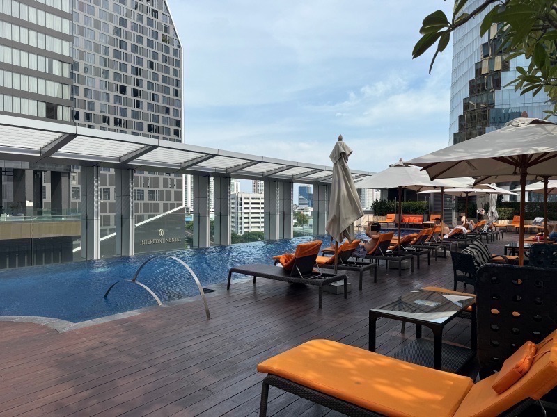 Marriott Executive Apartments Bangkok, Sukhumvit Thonglor(マリオット・エグゼクティブ・アパートメント・バンコク・スクンビット・トンロー)ー屋外プール