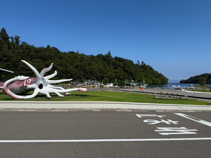 能登イカの駅つくモール