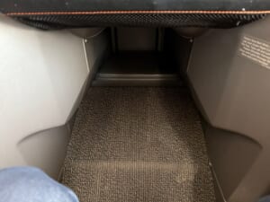 シンガポール航空(クアラルンプール=シンガポール便:SQ103 B737-8)-ビジネスクラスシート