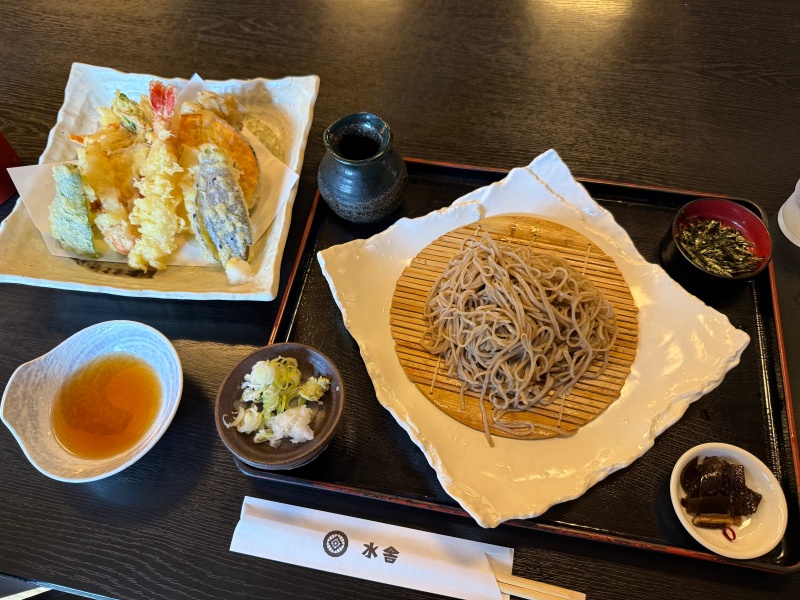 水舎つつみ庵・本店