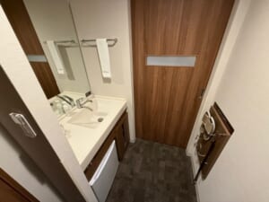 ドーミーインEXPRESS仙台シーサイド(Dormy Inn Express Sendai Sea Side)ー客室内の雰囲気