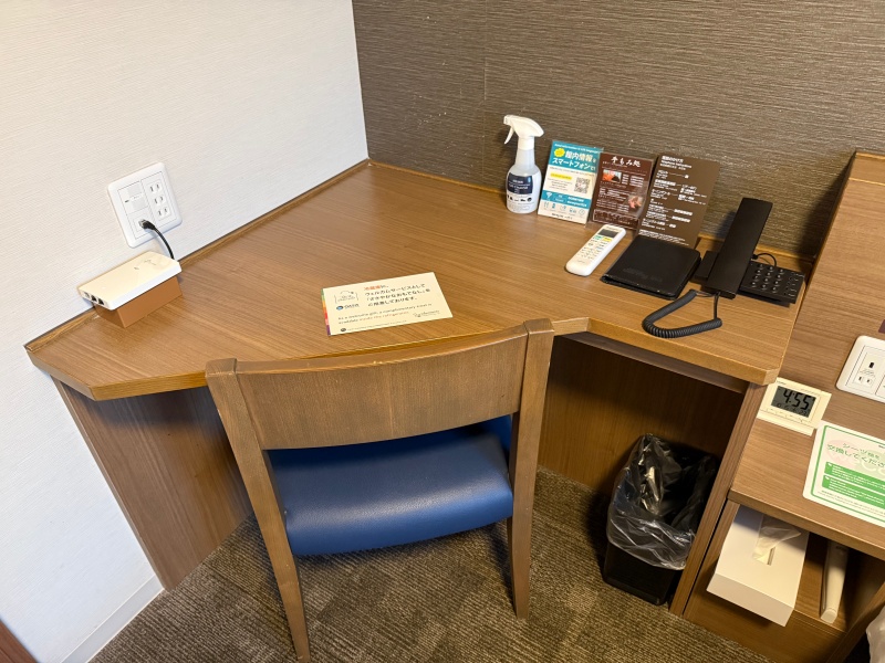 ドーミーインEXPRESS仙台シーサイド(Dormy Inn Express Sendai Sea Side)ー客室内の雰囲気