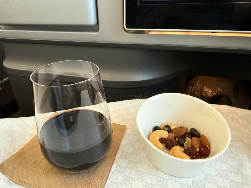 エバー航空(成田=台北便:BR197 B787-1000)-ビジネスクラス食事&ドリンク