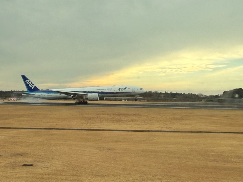 エバー航空(成田=台北便:BR197 B787-1000)-タキシング
