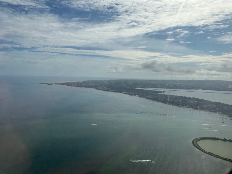 エバー航空(台北=デンパサール(バリ)便:BR255 A330-300)-着陸