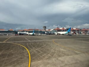 エバー航空(台北=デンパサール(バリ)便:BR255 A330-300)-着陸