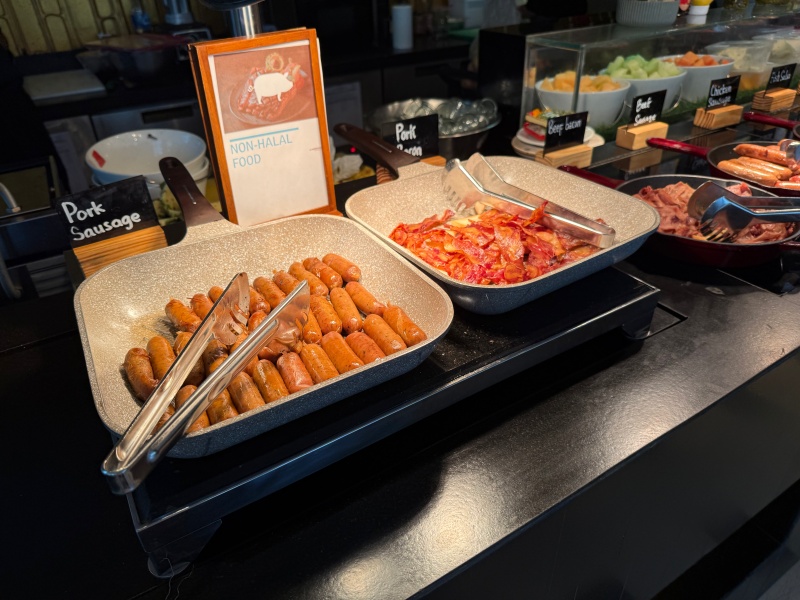 ル メリディアン バリ ジンバラン(Le Méridien Bali Jimbaran)ー朝食ビュッフェ