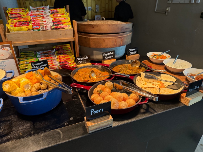 ル メリディアン バリ ジンバラン(Le Méridien Bali Jimbaran)ー朝食ビュッフェ