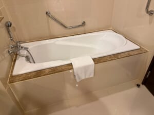 マリオットエグゼクティブアパートメントスクンビットパークバンコク(Marriott Executive Apartment Sukhumvit Park Bangkok)ー客室内バスルーム