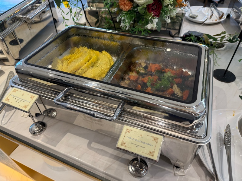 TUJUWAN Lounge@バリ島・デンパサール(ングラ・ライ)国際空港-フード&ドリンク