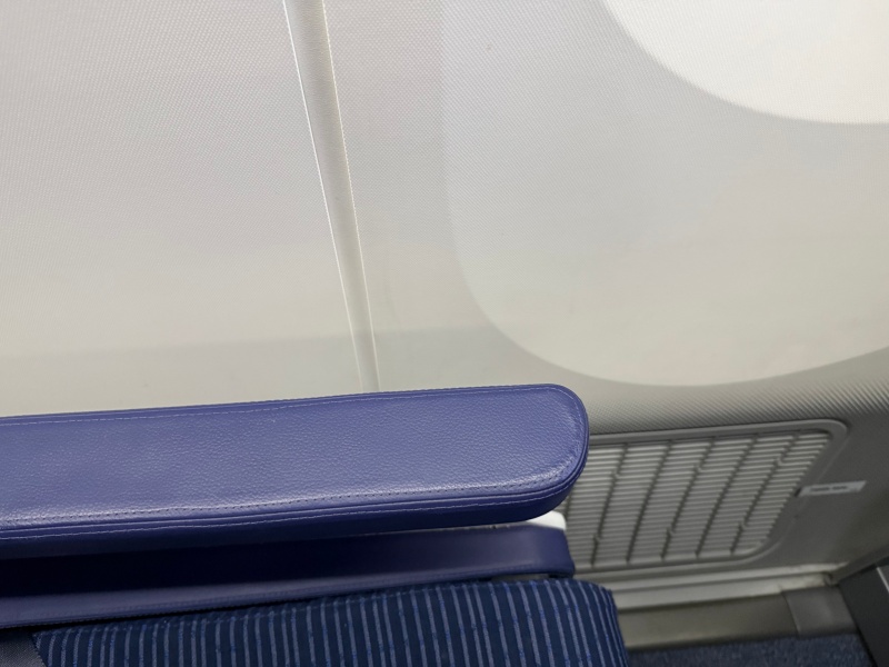 ANA(バンコク=羽田便:NH878 B787-900)-ビジネスクラスシート