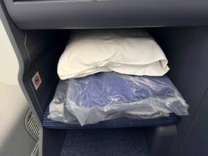 ANA(バンコク=羽田便:NH878 B787-900)-ビジネスクラスシート