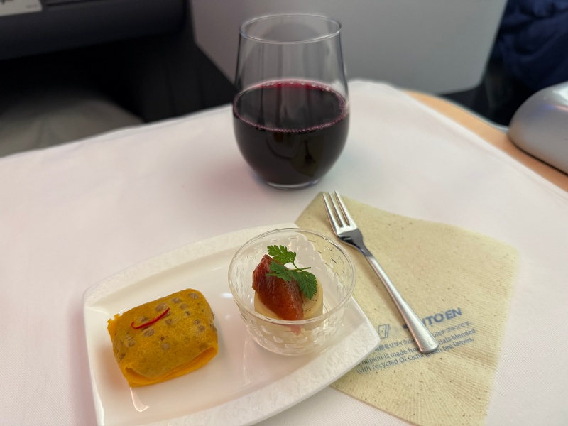 ANA(バンコク=羽田便:NH878 B787-900)-ビジネスクラス食事