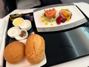 ANA(バンコク=羽田便:NH878 B787-900)-ビジネスクラス食事