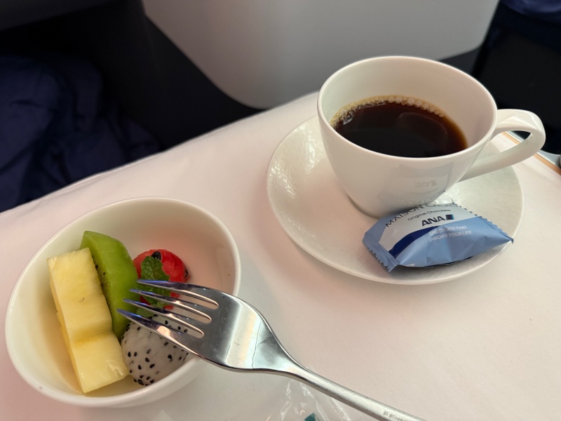ANA(バンコク=羽田便:NH878 B787-900)-ビジネスクラス食事