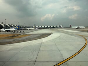 ANA(バンコク=羽田便:NH878 B787-900)-タキシング