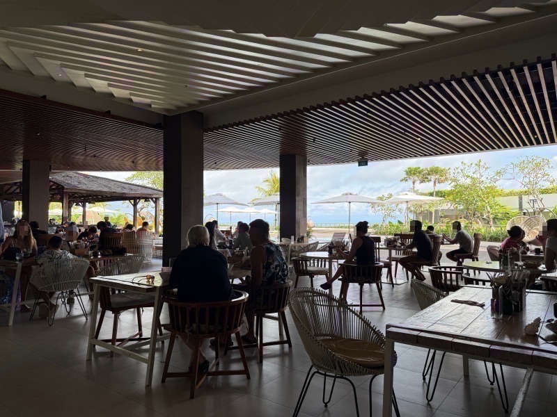 ルネッサンス・バリ・ウルワツ・リゾート&スパ(Renaissance Bali Uluwatu Resort & Spa)ー朝食ビュッフェ