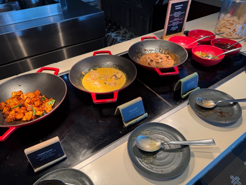 ルネッサンス・バリ・ウルワツ・リゾート&スパ(Renaissance Bali Uluwatu Resort & Spa)ー朝食ビュッフェ