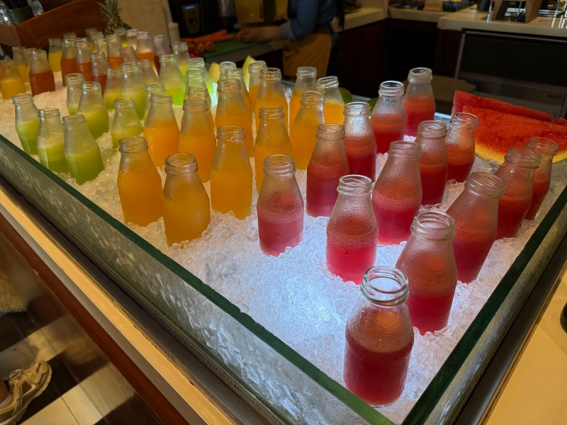 ルネッサンス・バリ・ウルワツ・リゾート&スパ(Renaissance Bali Uluwatu Resort & Spa)ー朝食ビュッフェ