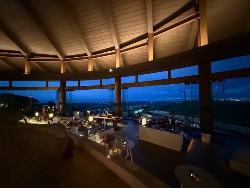 ルネッサンス・バリ・ウルワツ・リゾート&スパ(Renaissance Bali Uluwatu Resort & Spa)ーR Bar