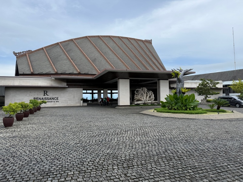ルネッサンス・バリ・ウルワツ・リゾート&スパ(Renaissance Bali Uluwatu Resort & Spa)ーエントランス