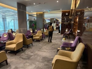 Royal Orchid Lounge - Concourse D@バンコク・スワンナプーム国際空港-ラウンジ内の雰囲気