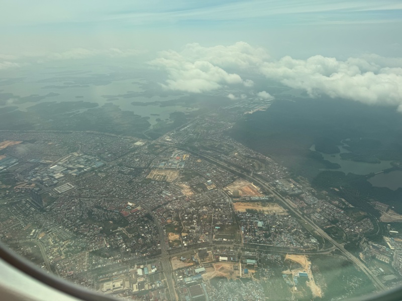 シンガポール航空(デンパサール(バリ)=シンガポール便:SQ935 B787-10)-着陸