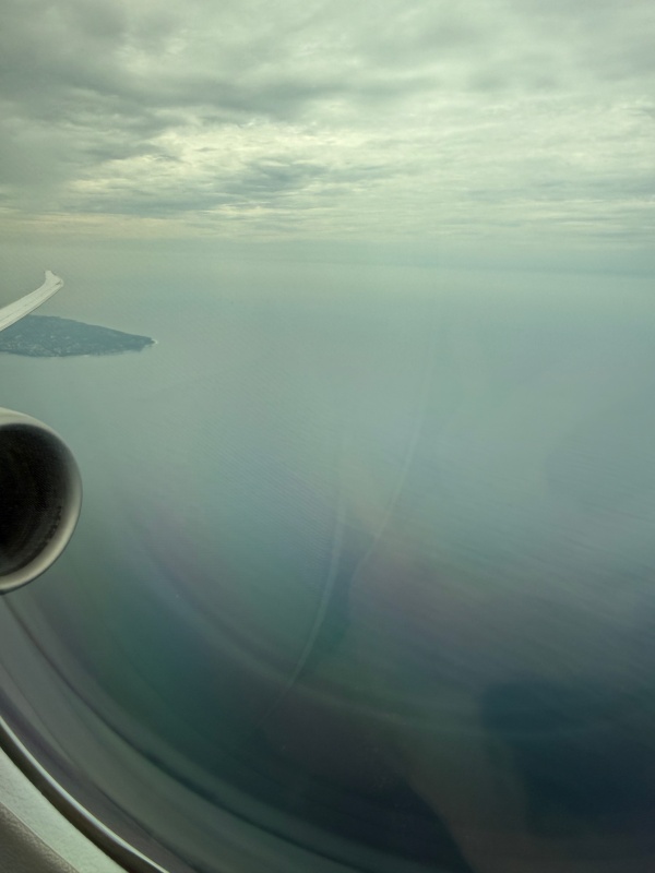 シンガポール航空(デンパサール(バリ)=シンガポール便:SQ935 B787-10)-離陸