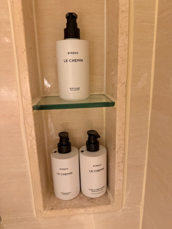 アテネホテル ラグジュアリーコレクションホテル バンコク(The Athenee Hotel, a Luxury Collection Hotel, Bangkok)ー客室内バスルーム