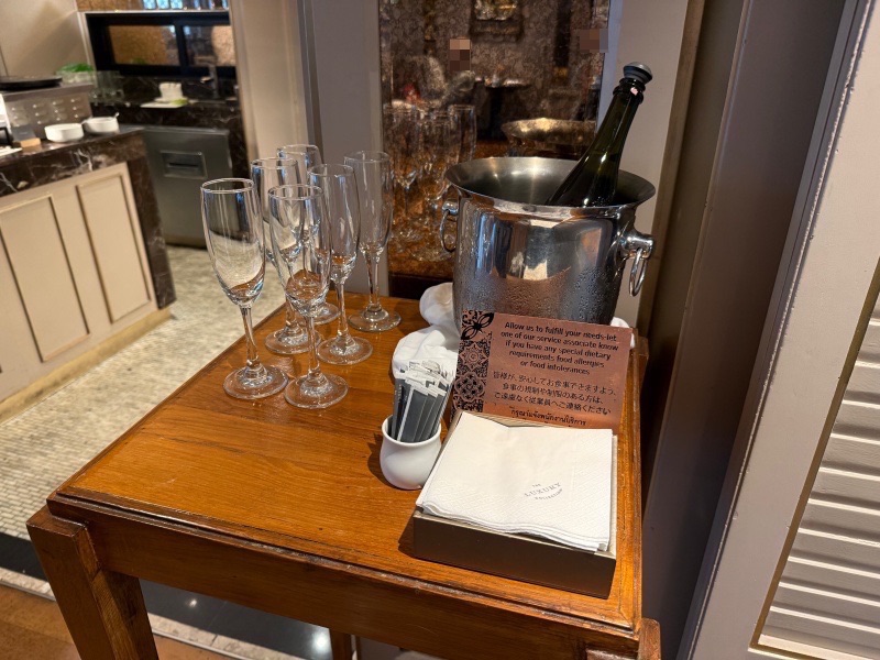 アテネホテル ラグジュアリーコレクションホテル バンコク(The Athenee Hotel, a Luxury Collection Hotel, Bangkok)ー朝食ビュッフェ@RoyalClubLounge