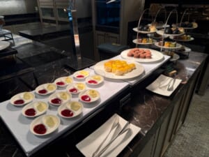 アテネホテル ラグジュアリーコレクションホテル バンコク(The Athenee Hotel, a Luxury Collection Hotel, Bangkok)ーチェックイン@RoyalClubLounge