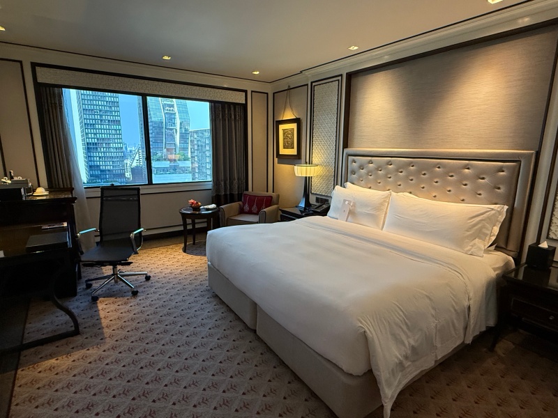 アテネホテル ラグジュアリーコレクションホテル バンコク(The Athenee Hotel, a Luxury Collection Hotel, Bangkok)ー客室内の雰囲気