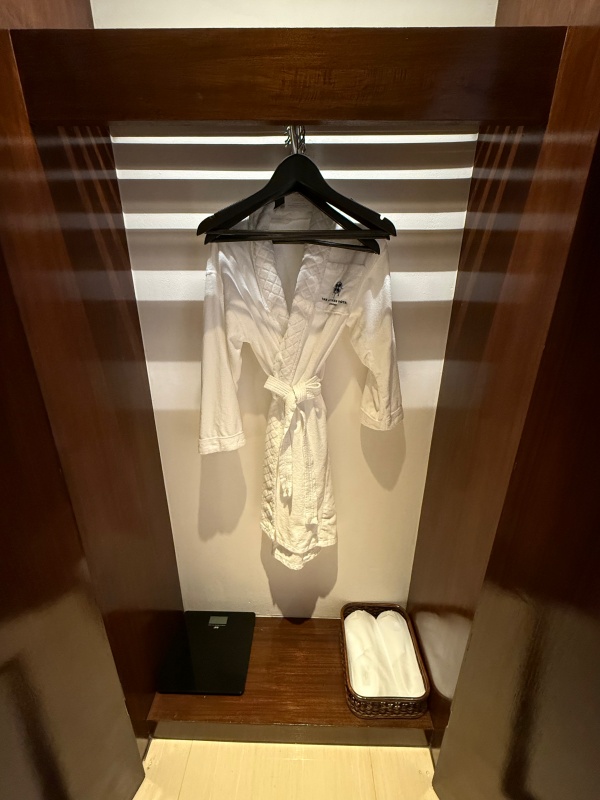 アテネホテル ラグジュアリーコレクションホテル バンコク(The Athenee Hotel, a Luxury Collection Hotel, Bangkok)ー客室内の雰囲気