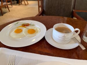 ザ スコータイ バンコク(The Sukhothai Bangkok)ー朝食ビュッフェ