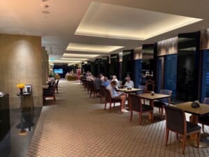 ザ スコータイ バンコク(The Sukhothai Bangkok)ーイブニングカクテル@クラブラウンジ