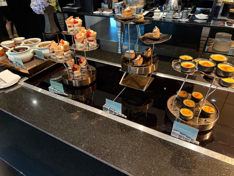 ザ スコータイ バンコク(The Sukhothai Bangkok)ーイブニングカクテル@クラブラウンジ