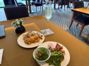 ザ スコータイ バンコク(The Sukhothai Bangkok)ーイブニングカクテル@クラブラウンジ