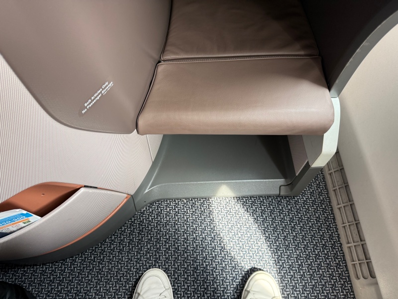 シンガポール航空(シンガポール=バンコク便:SQ712 A350-900)-ビジネスクラスシート