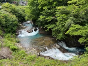 四万の甌穴群