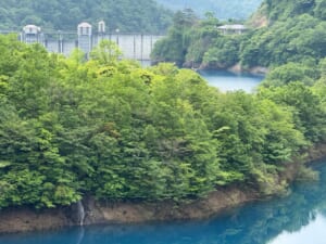 奥四万湖