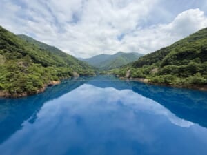 奥四万湖