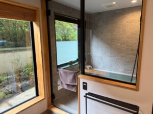 SHIN 湯治 HOTEL LULUDー客室内温泉