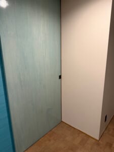 SHIN 湯治 HOTEL LULUDー客室内の雰囲気