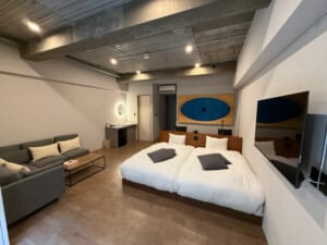 SHIN 湯治 HOTEL LULUDー客室内の雰囲気